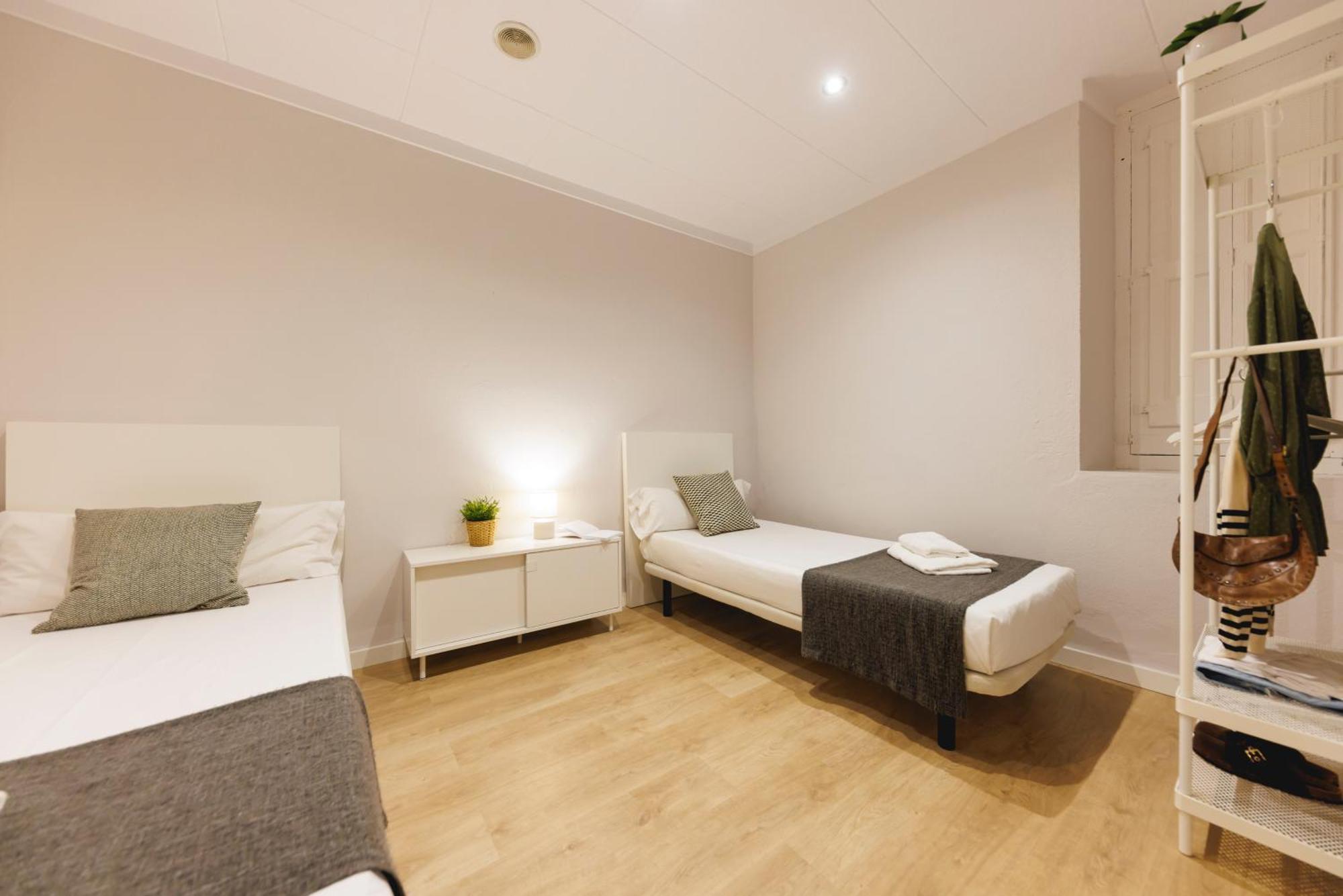 Bravissimo Apartaments Mora 4 Жерона Екстер'єр фото