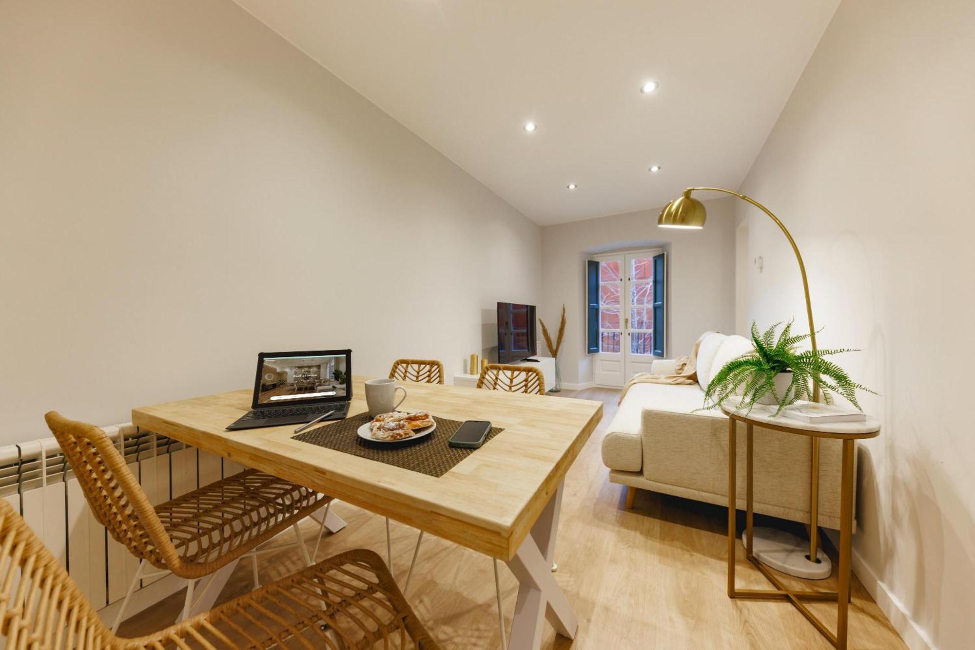 Bravissimo Apartaments Mora 4 Жерона Екстер'єр фото
